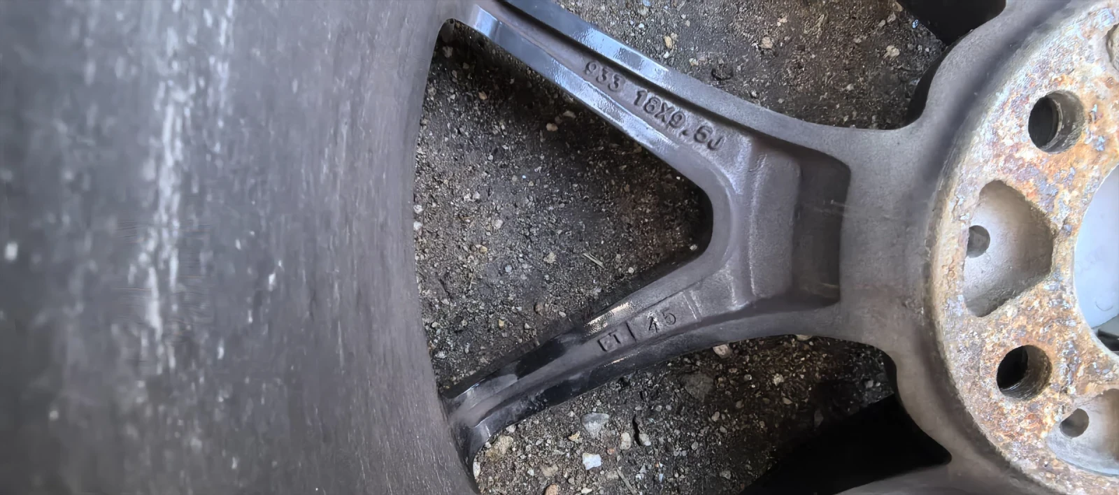 Гуми Летни 245/45R18, снимка 5 - Гуми и джанти - 56060941