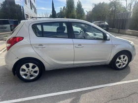 Hyundai I20, снимка 3