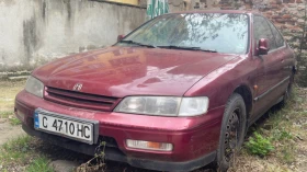     Honda Accord 2.2i ES