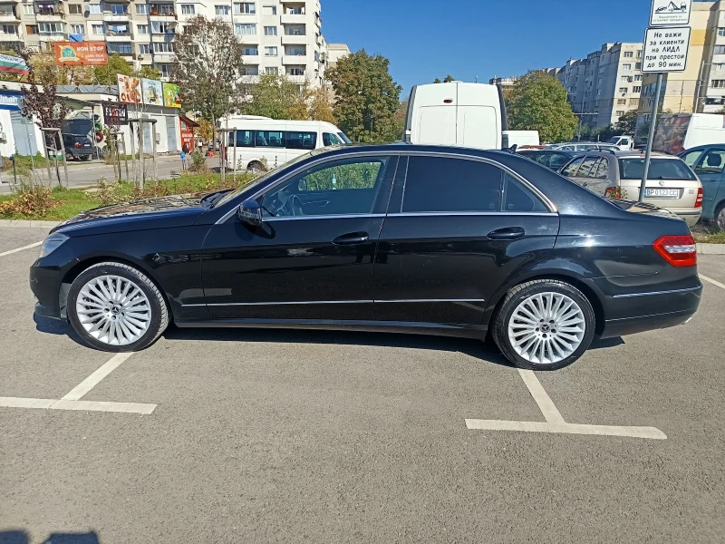 Mercedes-Benz E 500, снимка 8 - Автомобили и джипове - 47708874