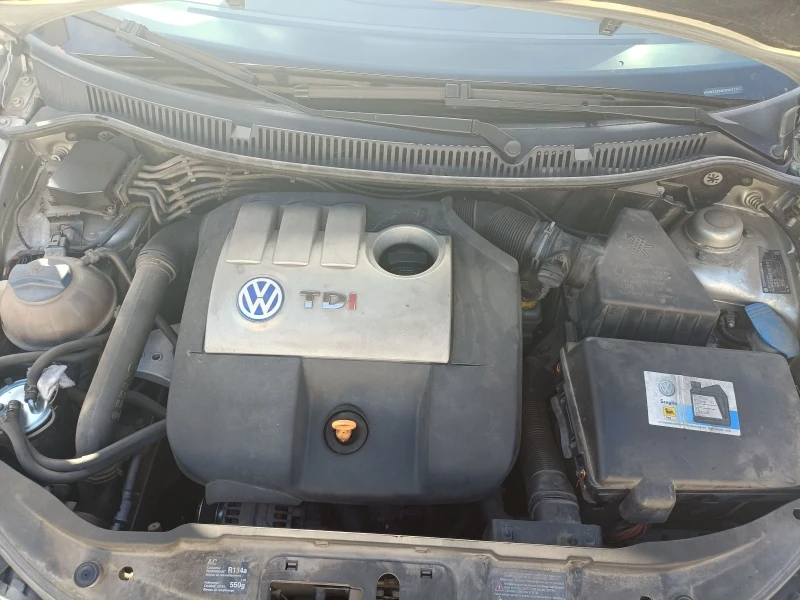 VW Polo, снимка 10 - Автомобили и джипове - 48323576