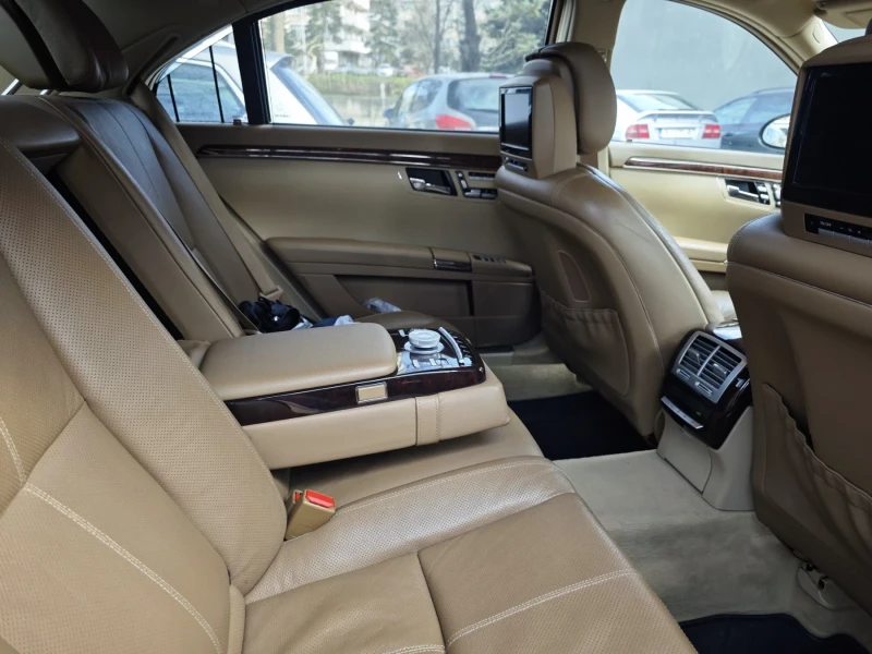 Mercedes-Benz S 500 4 Matic , снимка 16 - Автомобили и джипове - 48549531