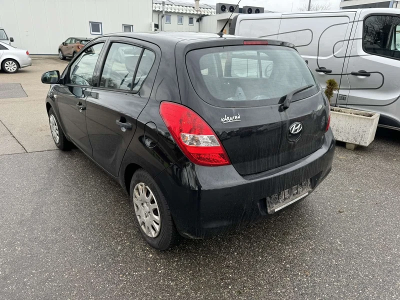 Hyundai I20 1, 3i euro 5b, снимка 2 - Автомобили и джипове - 48709235