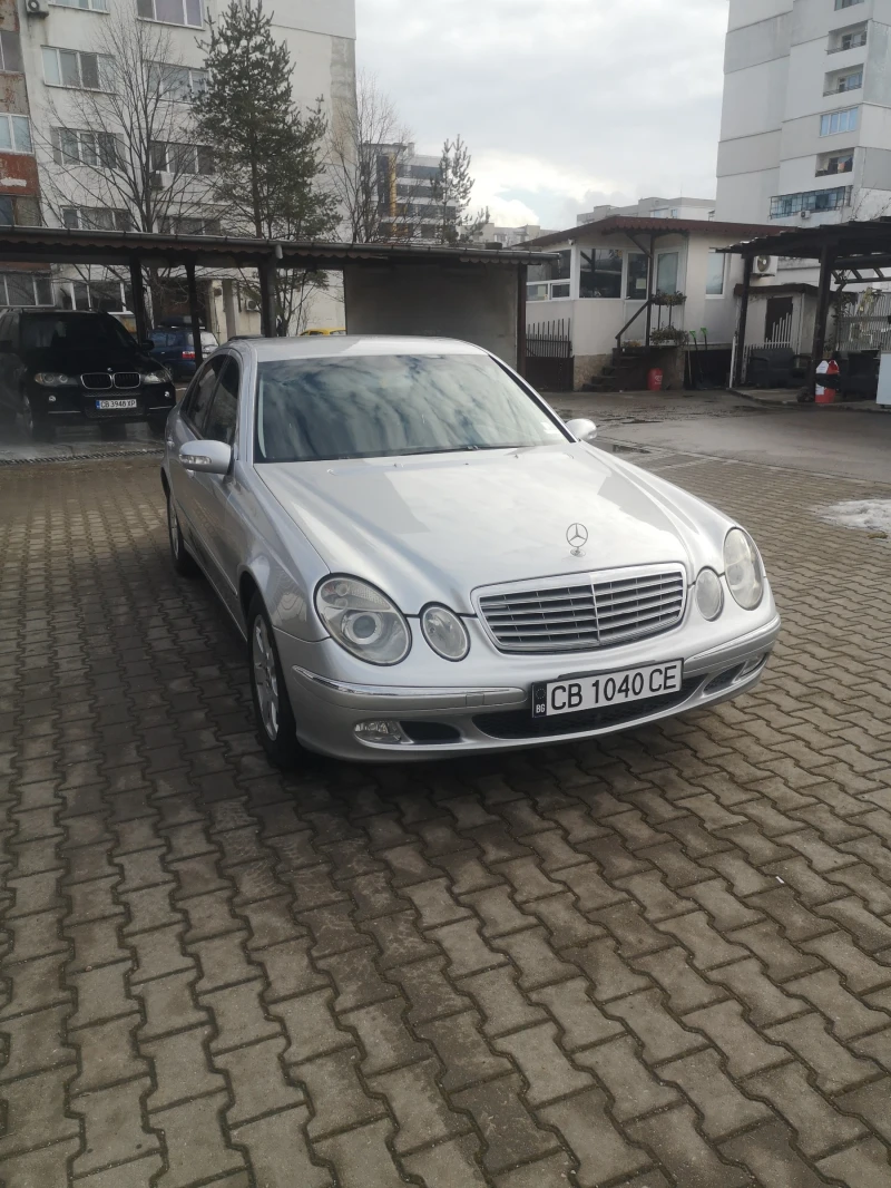 Mercedes-Benz E 200 компресор, снимка 8 - Автомобили и джипове - 48816752