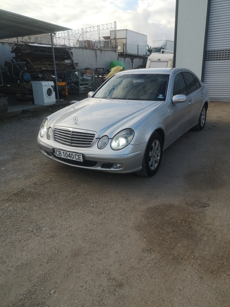 Mercedes-Benz E 200 компресор, снимка 1 - Автомобили и джипове - 48816752