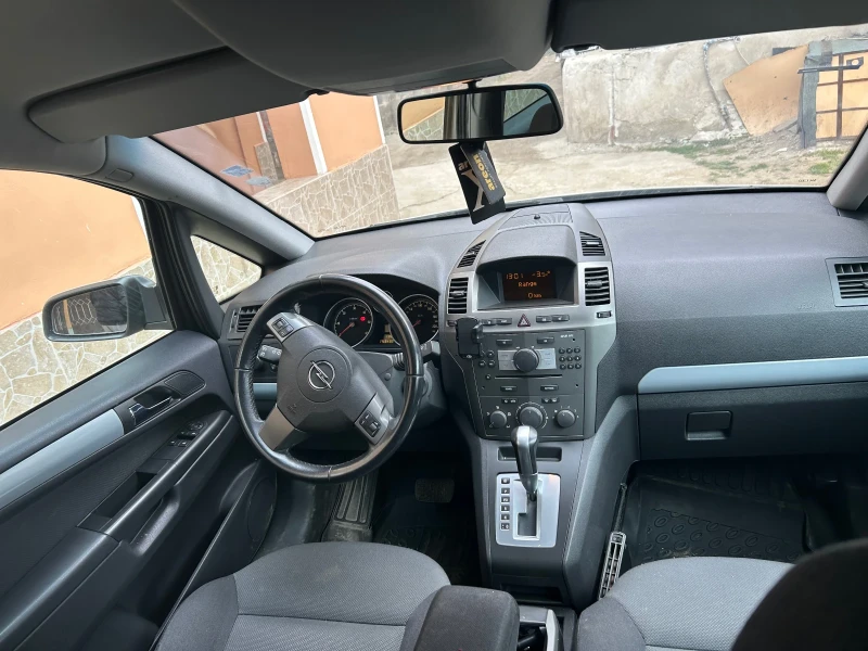 Opel Zafira 1.9CDTI OPC, снимка 6 - Автомобили и джипове - 49221543