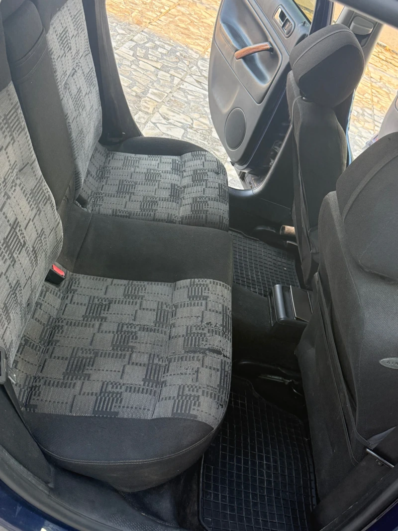 VW Passat 1, 8T, снимка 5 - Автомобили и джипове - 52791862