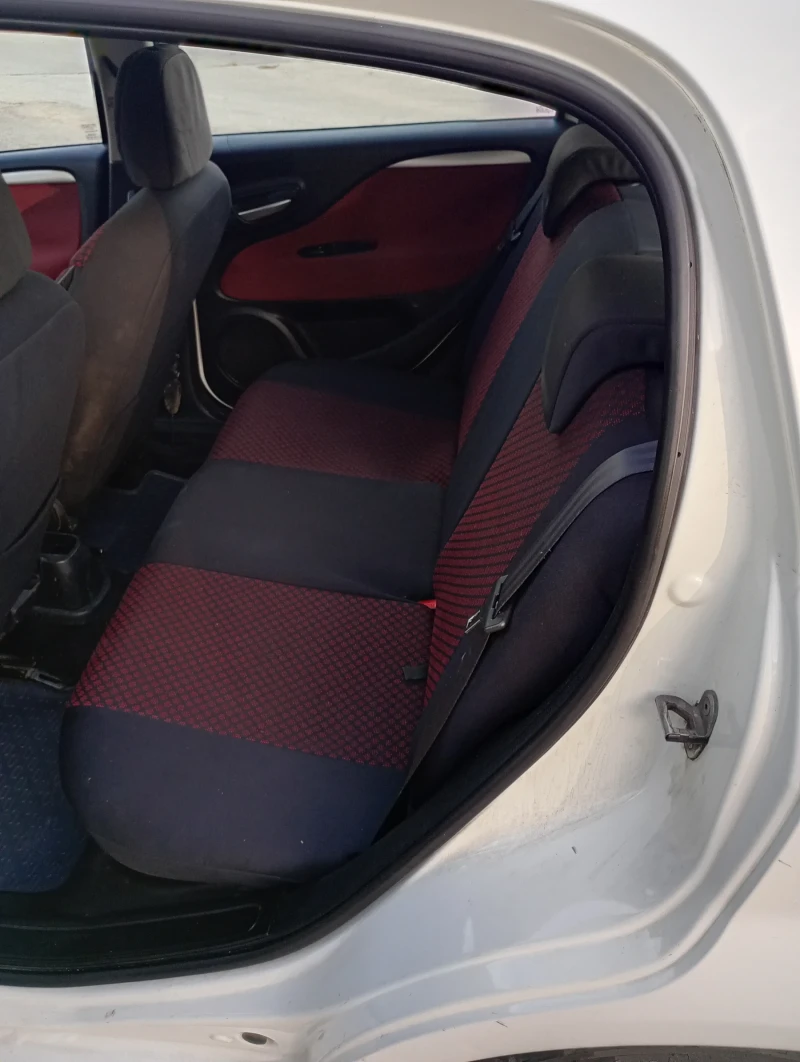 Fiat Punto, снимка 12 - Автомобили и джипове - 52486571
