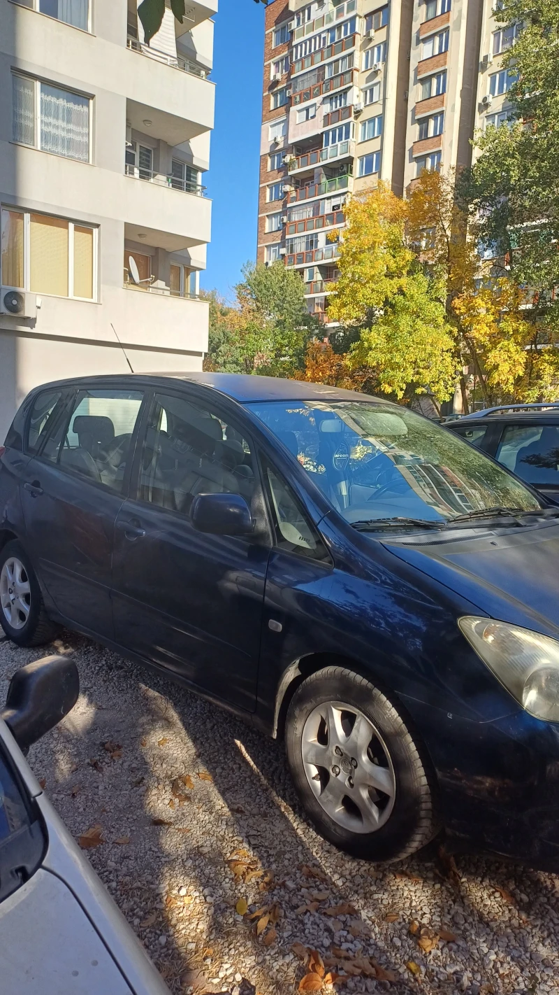 Toyota Corolla verso, снимка 3 - Автомобили и джипове - 52699110