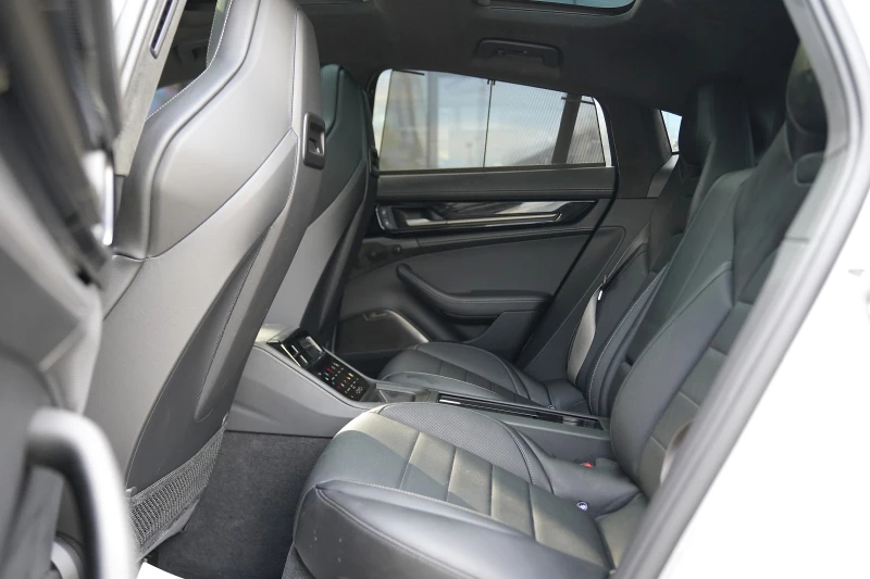 Porsche Panamera Turbo E Hybrid Sport Chrono Plus ГАРАНЦИОНЕН, снимка 11 - Автомобили и джипове - 52050759
