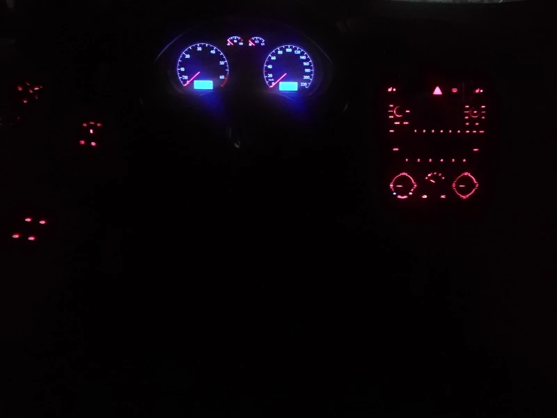 VW Polo * CRICKET* , снимка 17 - Автомобили и джипове - 52498523