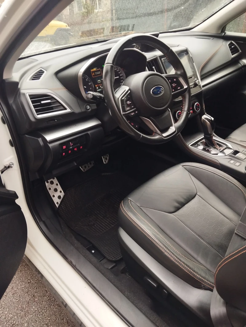 Subaru XV, снимка 10 - Автомобили и джипове - 52623523