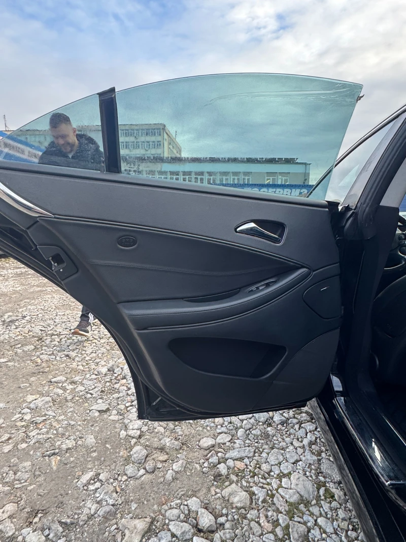 Mercedes-Benz CLS 500 AMG, снимка 9 - Автомобили и джипове - 53086814