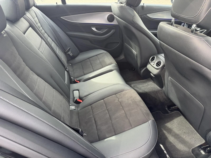 Mercedes-Benz E 350 AMG-Line Pano/Multi/LED 8500  първоначални , снимка 9 - Автомобили и джипове - 53216208