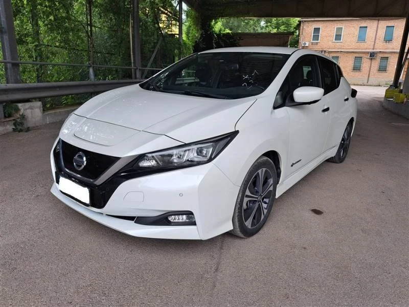 Nissan Leaf , снимка 1 - Автомобили и джипове - 46888599