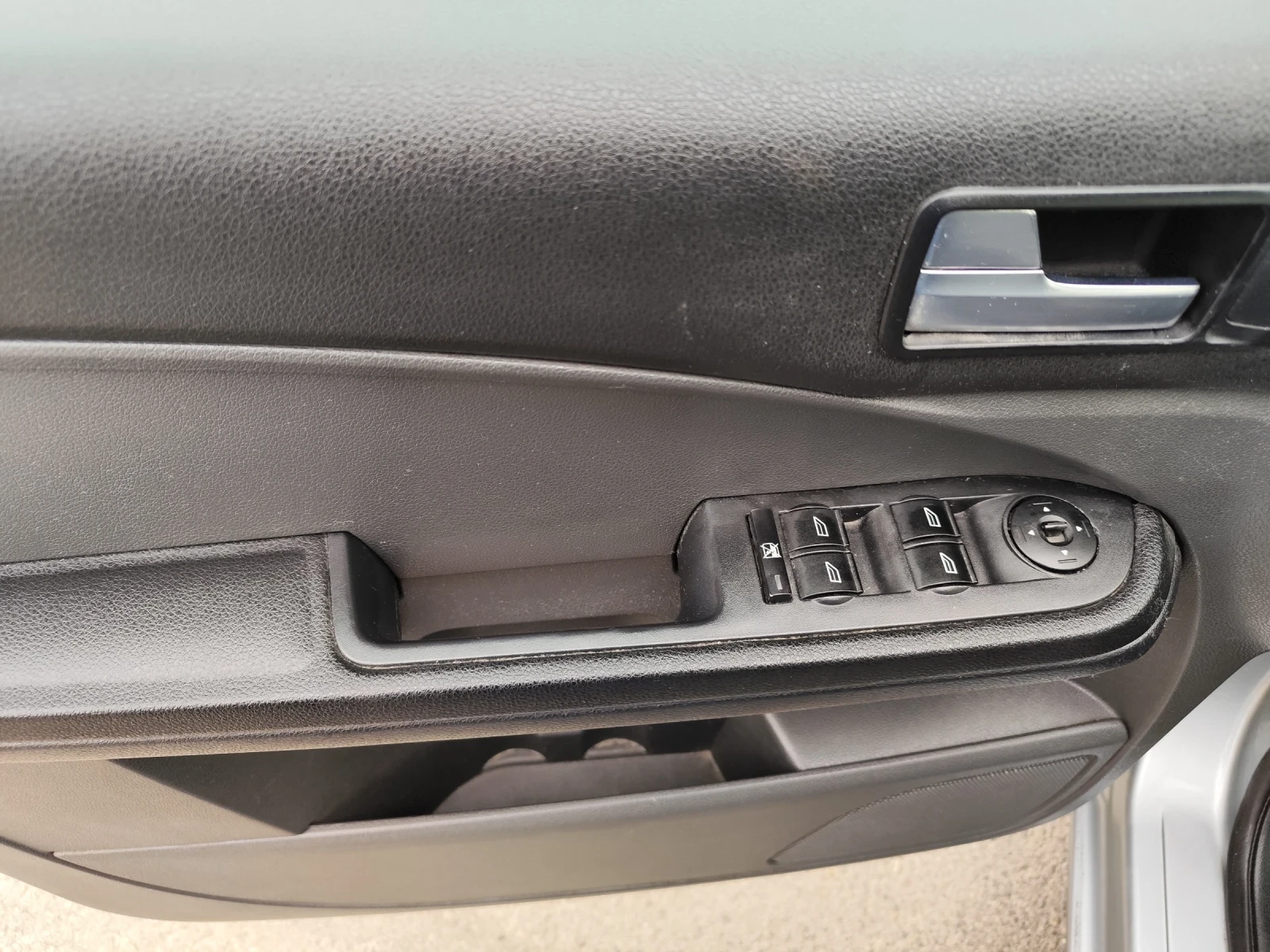 Ford C-max 1.8.  Duratec HE - изображение 4