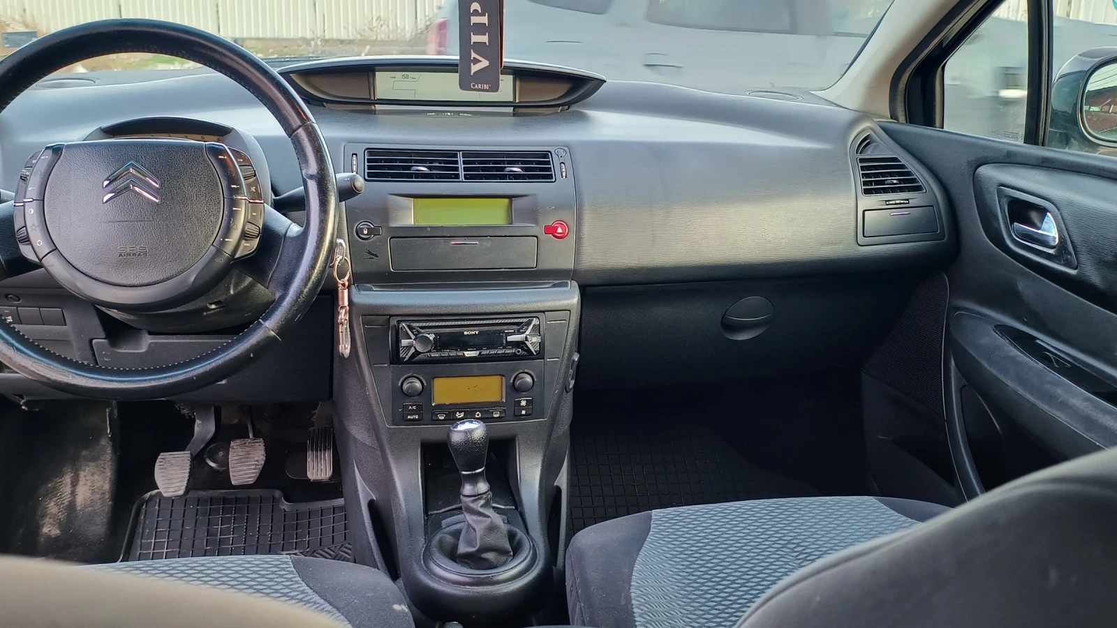Citroen C4 1.6 HDI - изображение 9