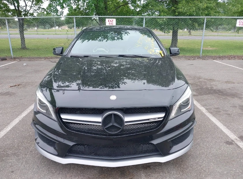 Mercedes-Benz CLA 45 AMG 4MATIC - изображение 2