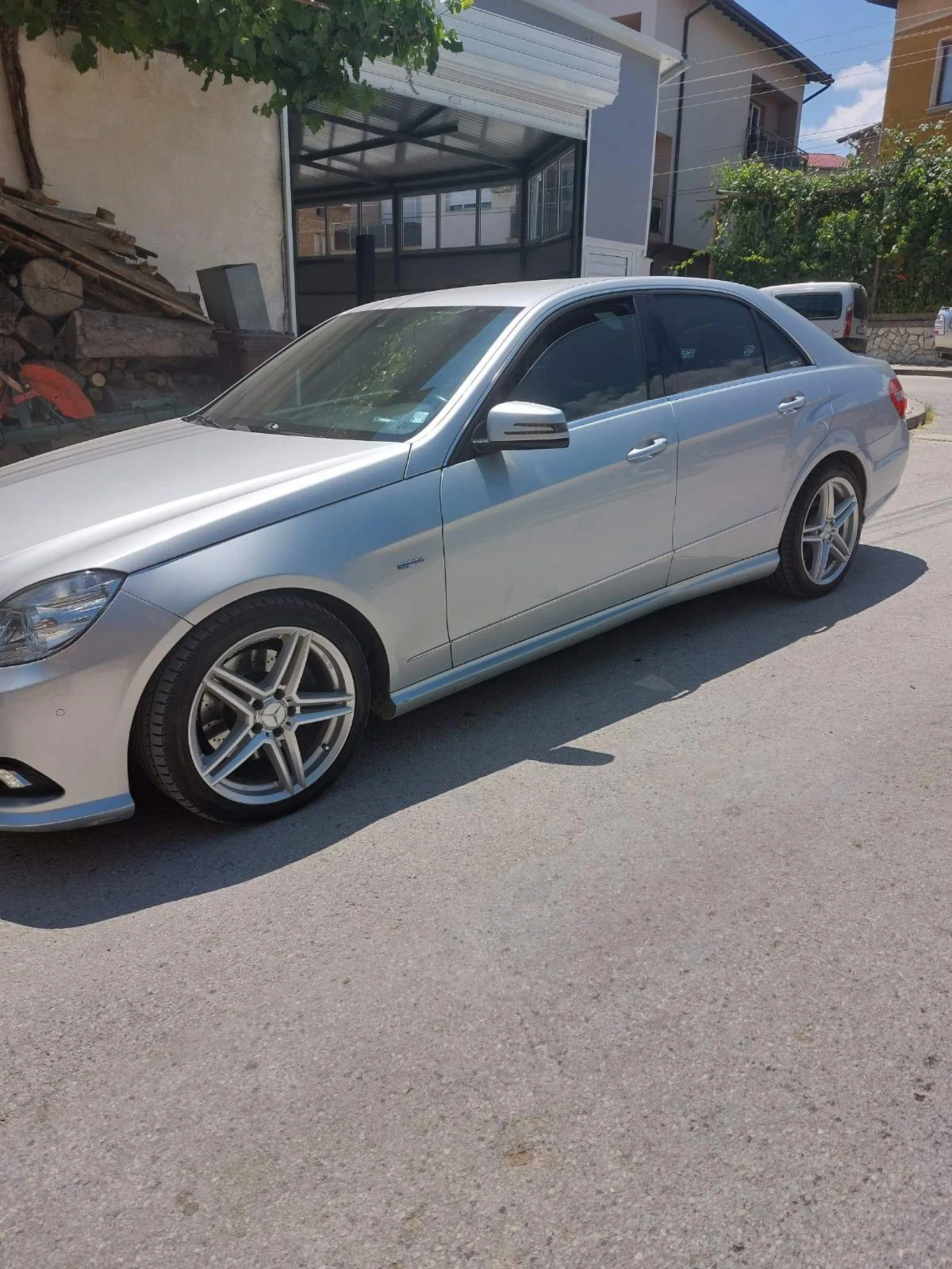 Mercedes-Benz E 300 | Mobile.bg � ����������� 14
