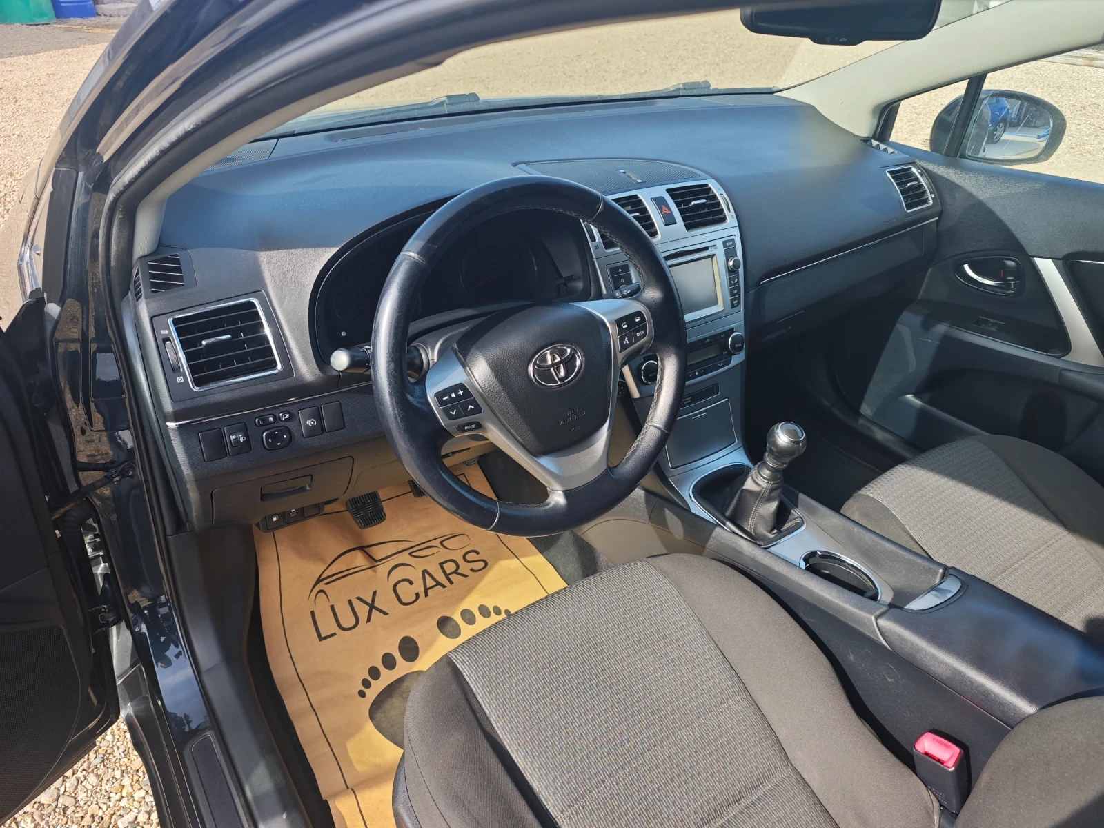 Toyota Avensis 2.2D4D* FACE* FULL* ШВЕЙЦАРИЯ , снимка 7 - Автомобили и джипове - 53818447