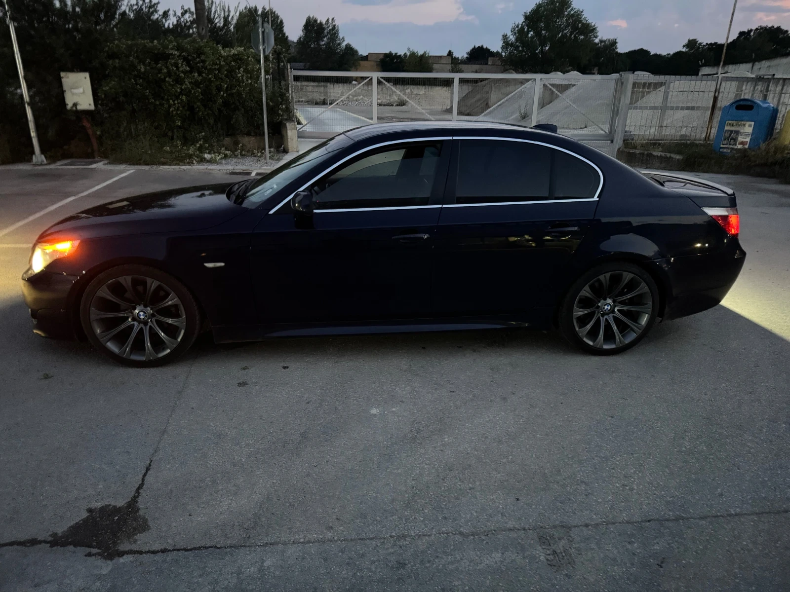 BMW 525, снимка 2 - Автомобили и джипове - 53891651