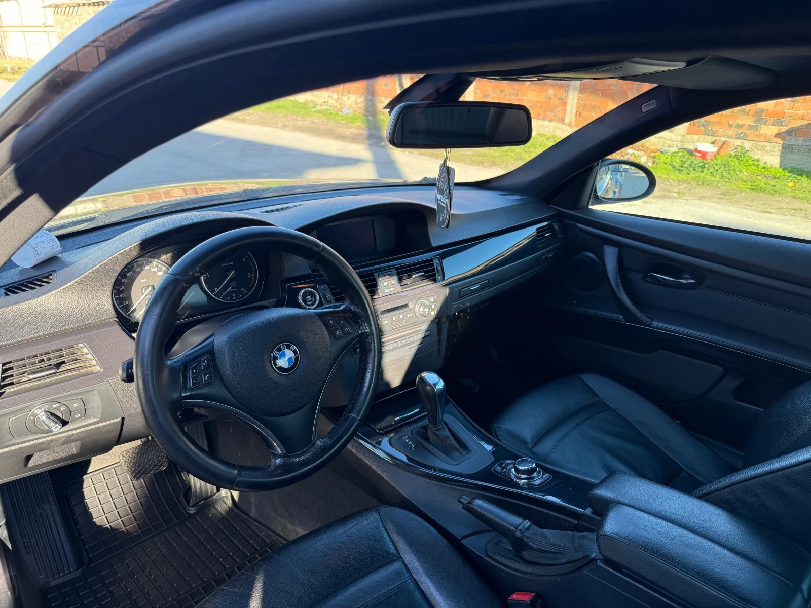 BMW 320, снимка 11 - Автомобили и джипове - 54159047