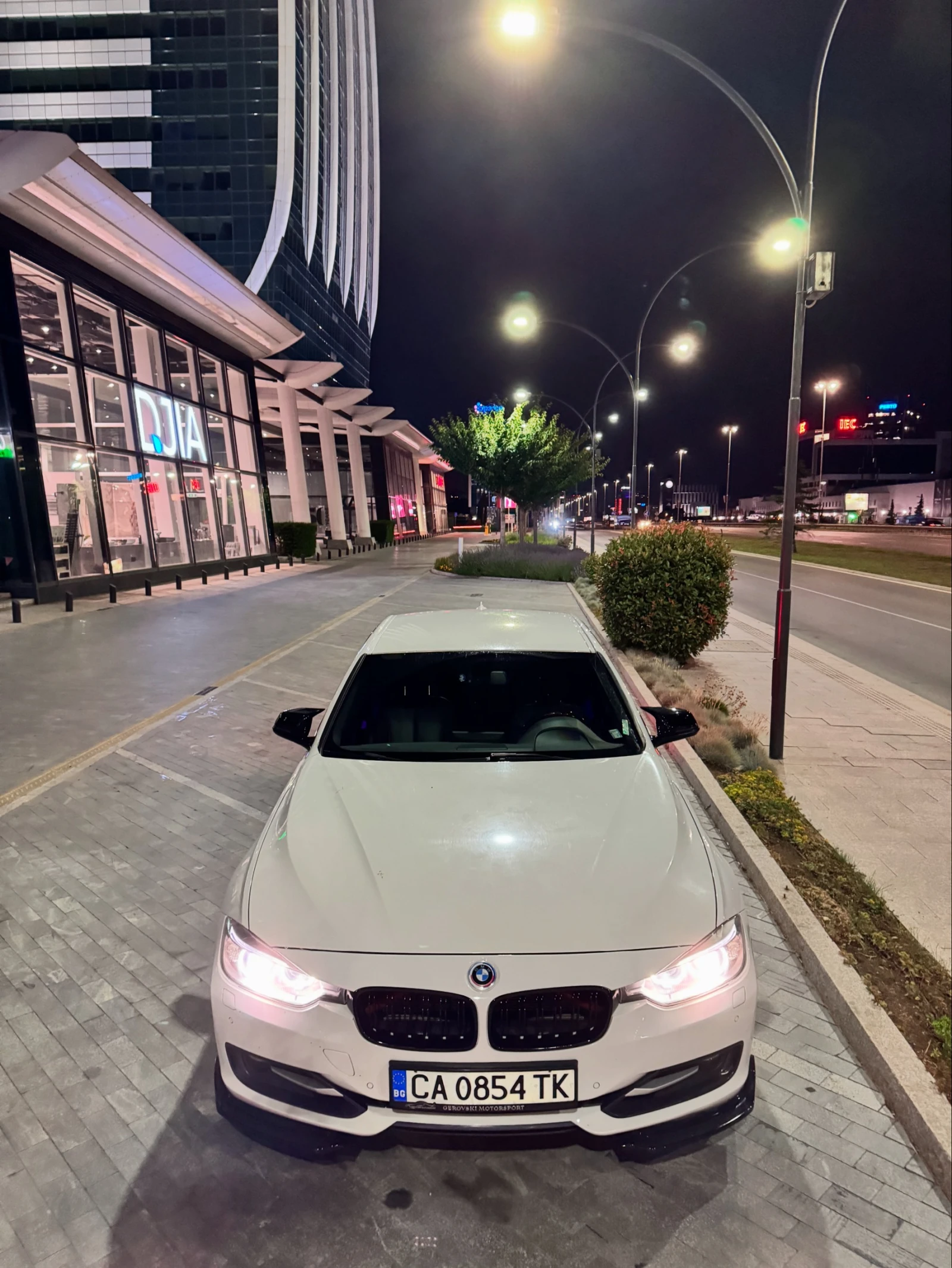 BMW 328 RWD Sport Line, снимка 4 - Автомобили и джипове - 54195128