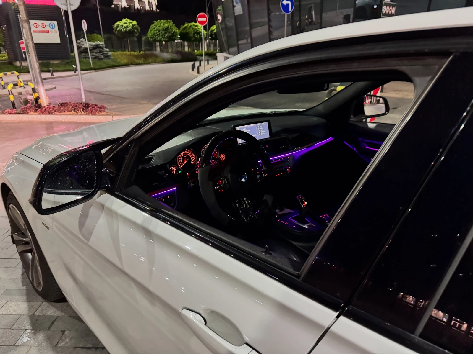 BMW 328 RWD Sport Line, снимка 3 - Автомобили и джипове - 54195128