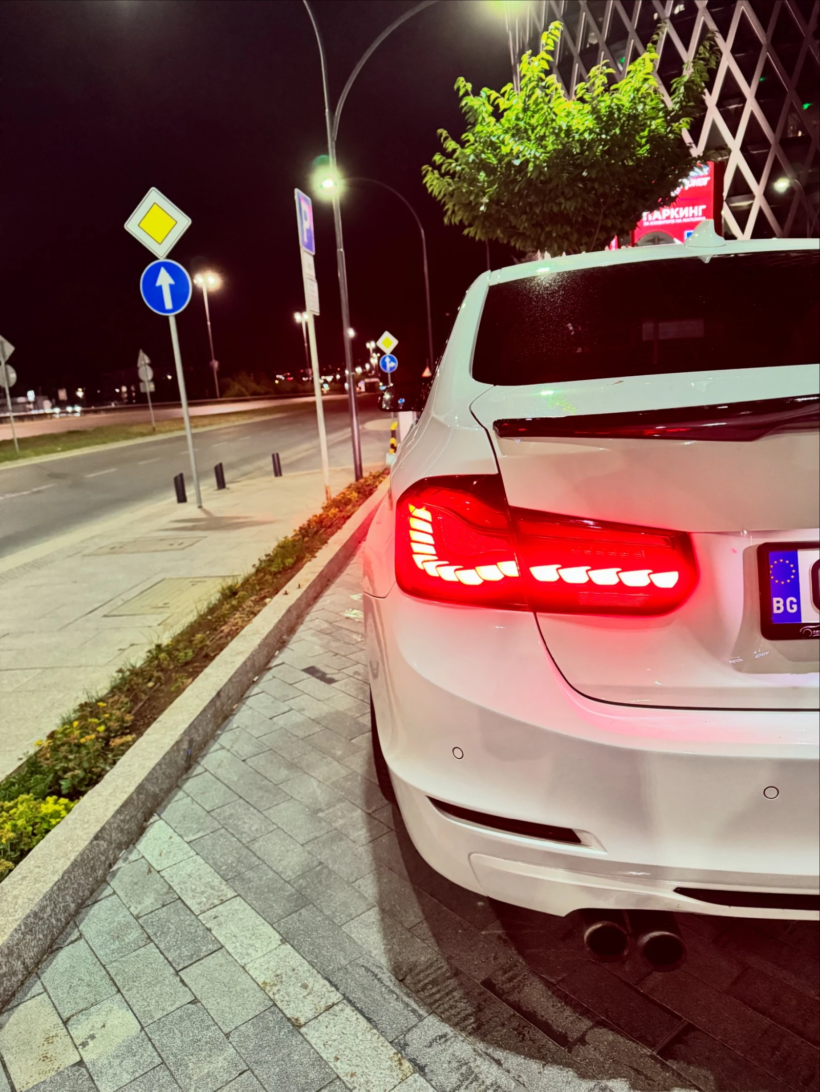 BMW 328 RWD Sport Line, снимка 5 - Автомобили и джипове - 54195128