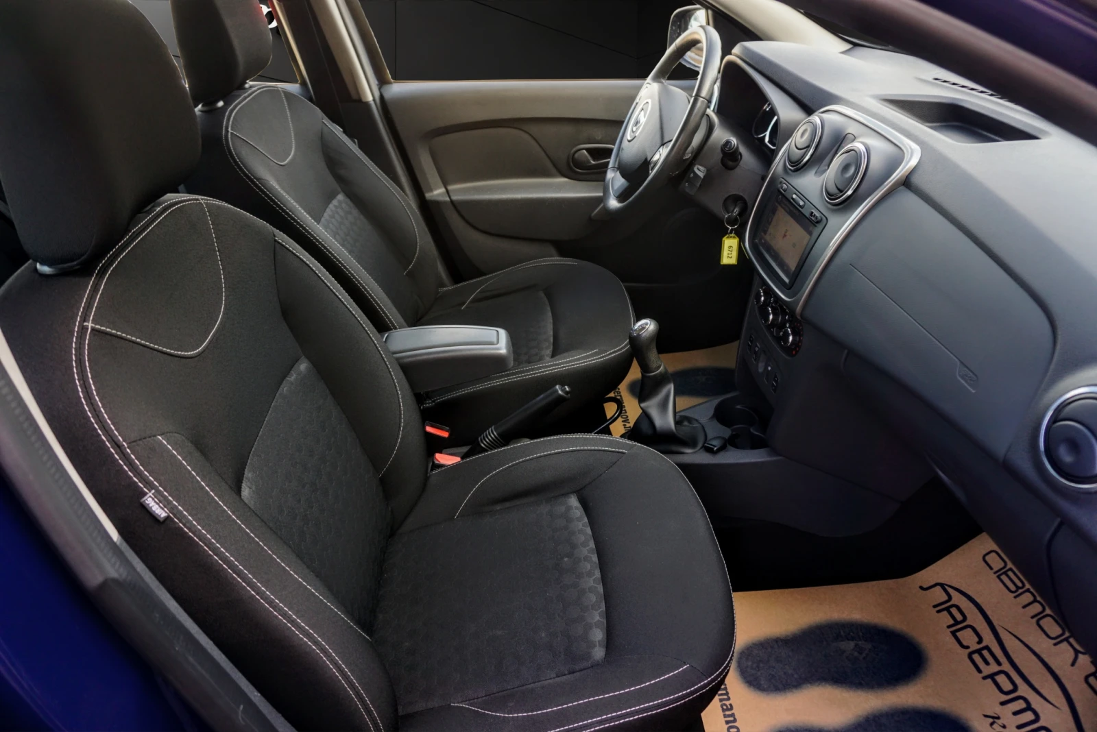 Dacia Logan MCV 1.5DCI LAUREATE, снимка 11 - Автомобили и джипове - 54333321