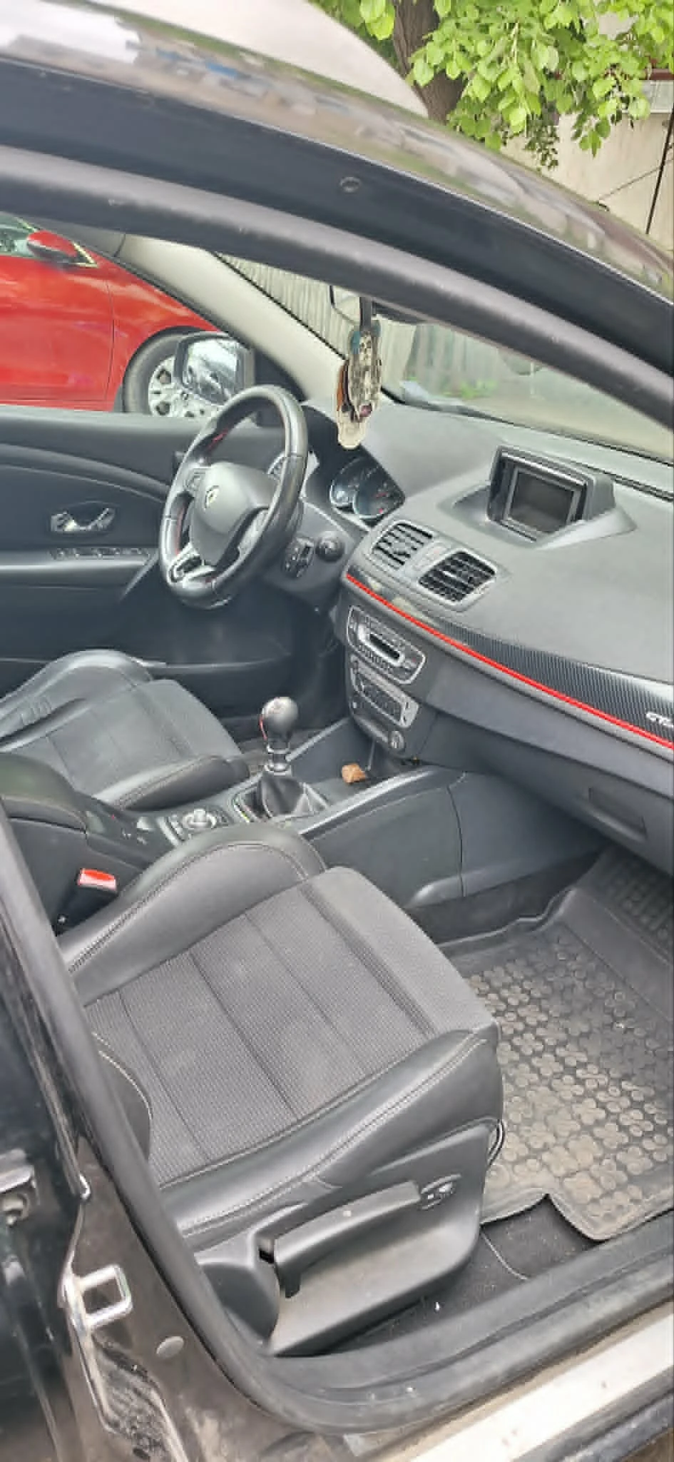 Renault Megane GT line, снимка 8 - Автомобили и джипове - 54496927