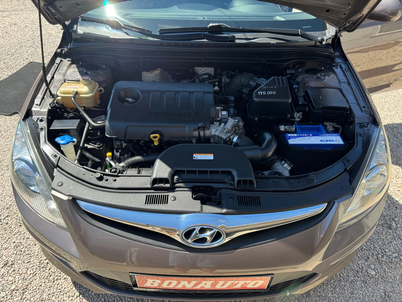 Hyundai I30 1.6CRDI-90кс., снимка 6 - Автомобили и джипове - 54856590