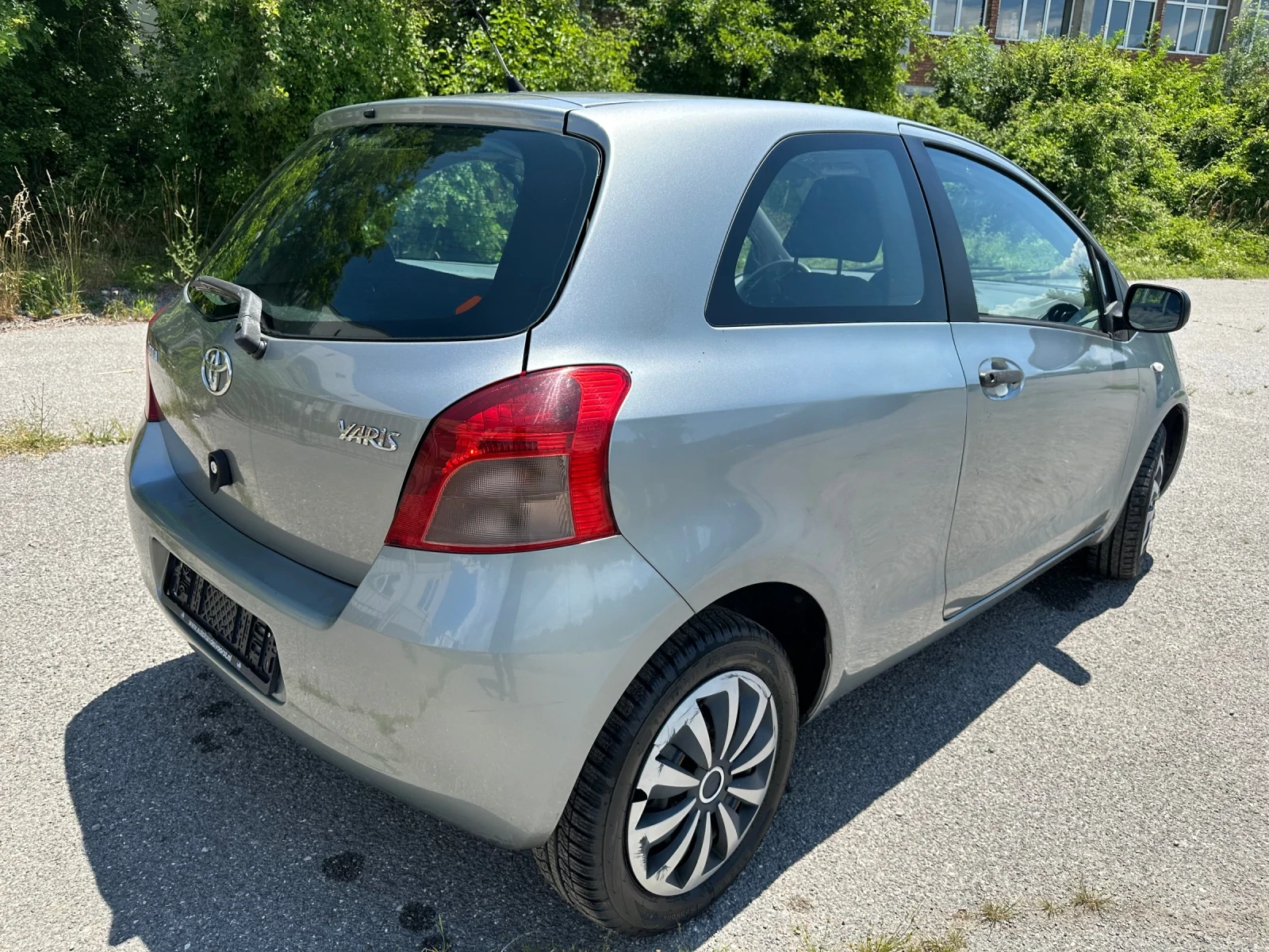 Toyota Yaris, снимка 4 - Автомобили и джипове - 55016806