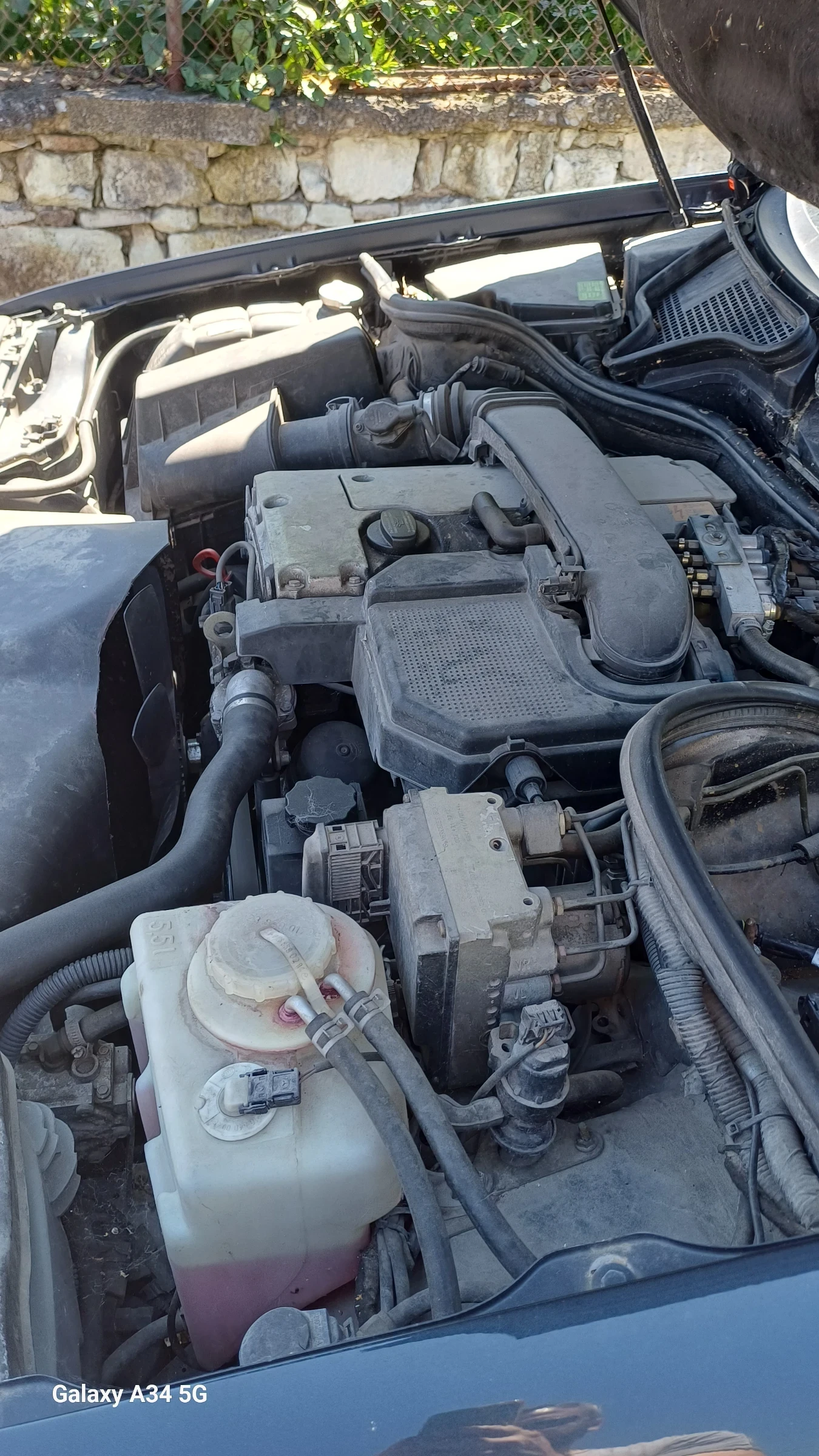 Mercedes-Benz 200, снимка 2 - Автомобили и джипове - 55105317