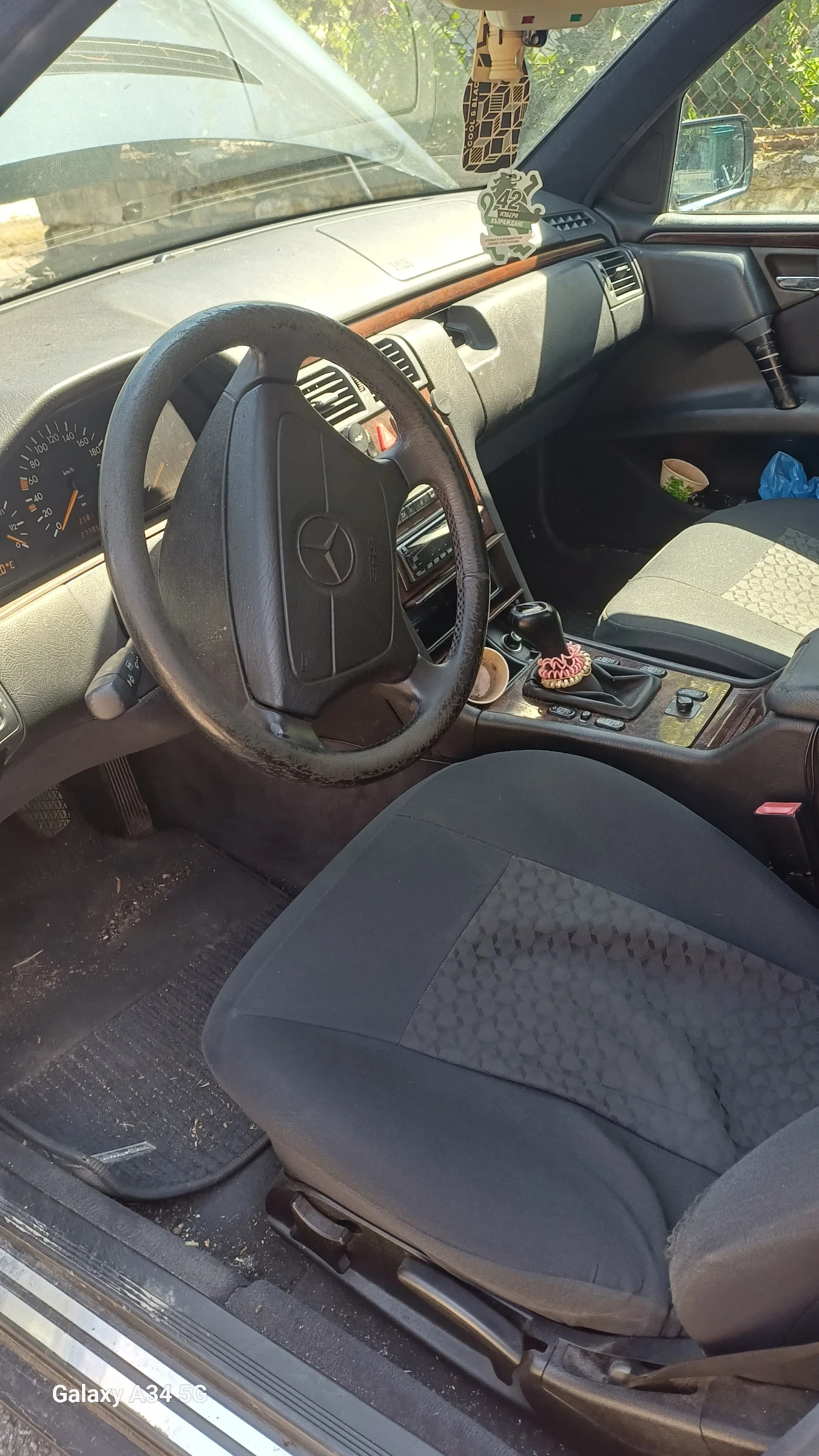 Mercedes-Benz 200, снимка 7 - Автомобили и джипове - 55105317