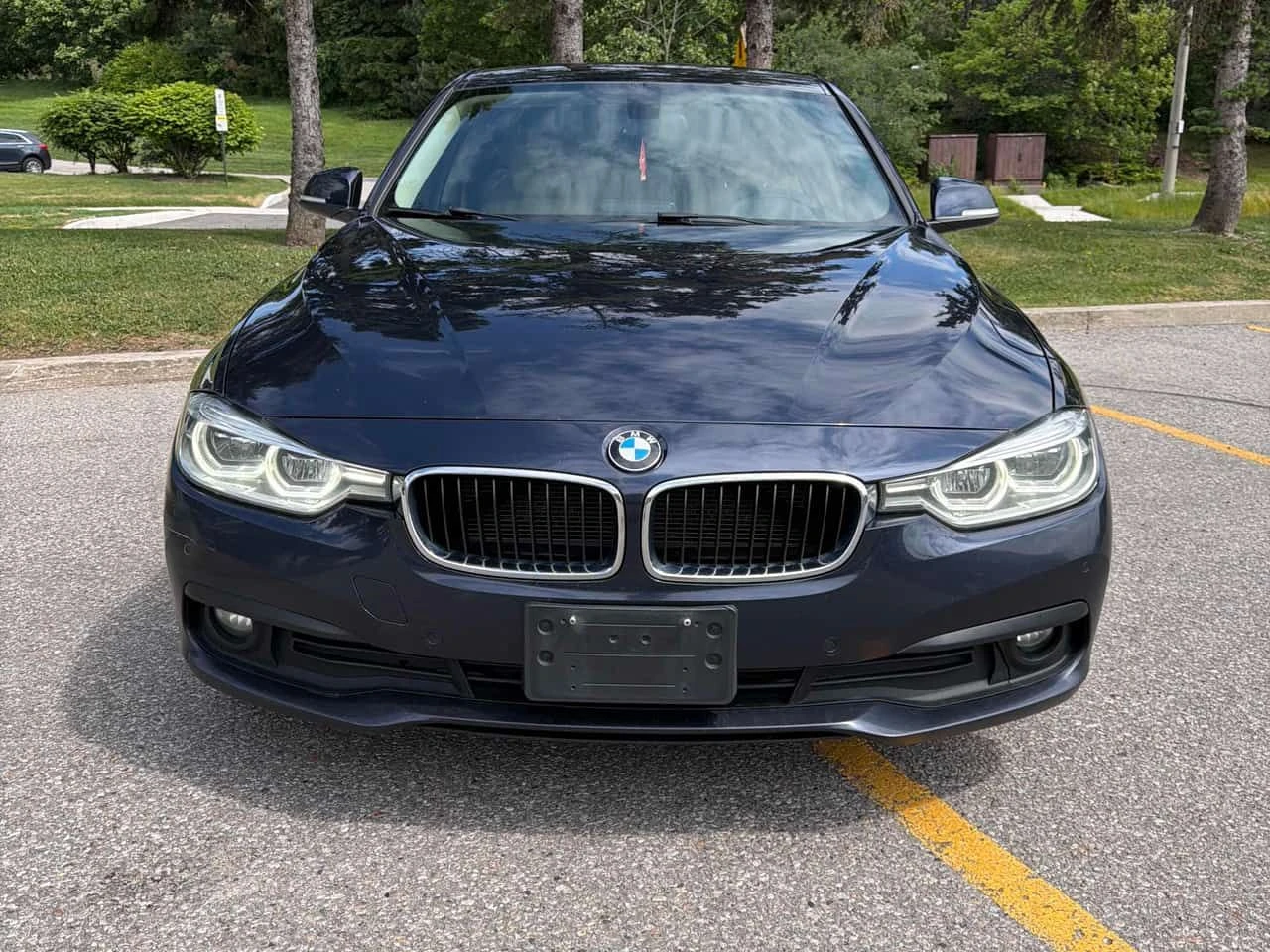 BMW 320 * 320i xDrive * CARFAX * ЦЕНА ДО БГ, снимка 2 - Автомобили и джипове - 55143182