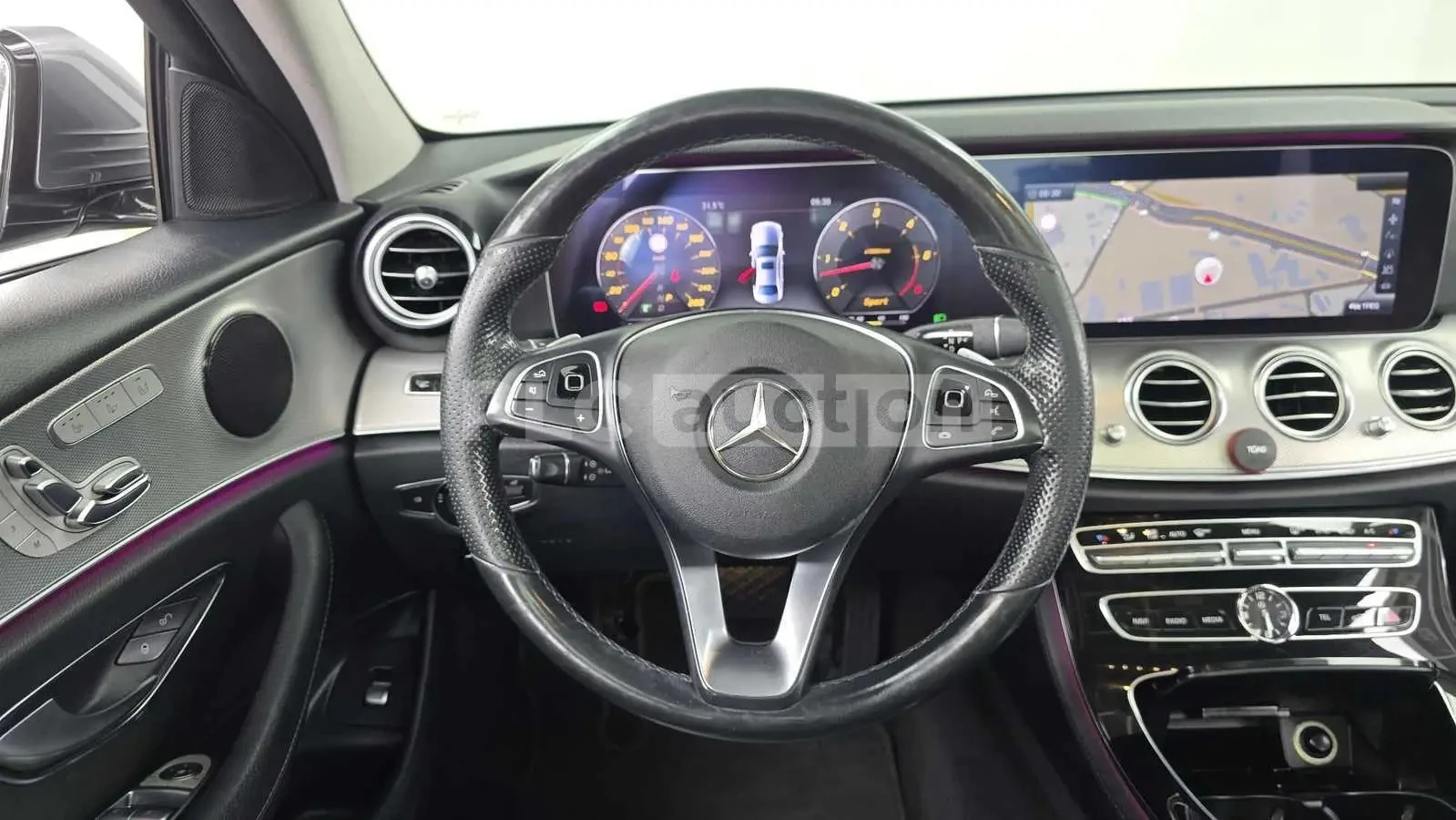Mercedes-Benz E 350 * FULL DIGITAL * ��������� * 360 ������ * ���-�� * | Mobile.bg � ����������� 9
