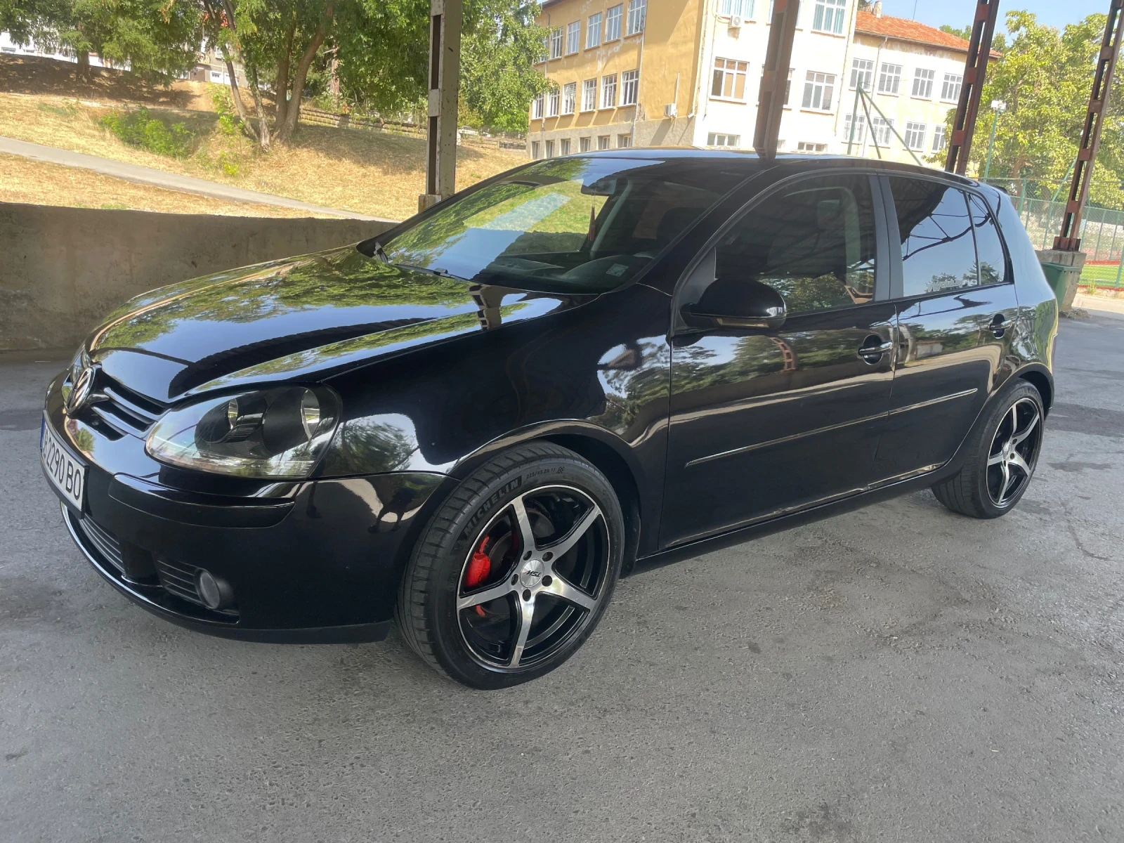 VW Golf 1.9 105 6 Скорости , снимка 7 - Автомобили и джипове - 55880018