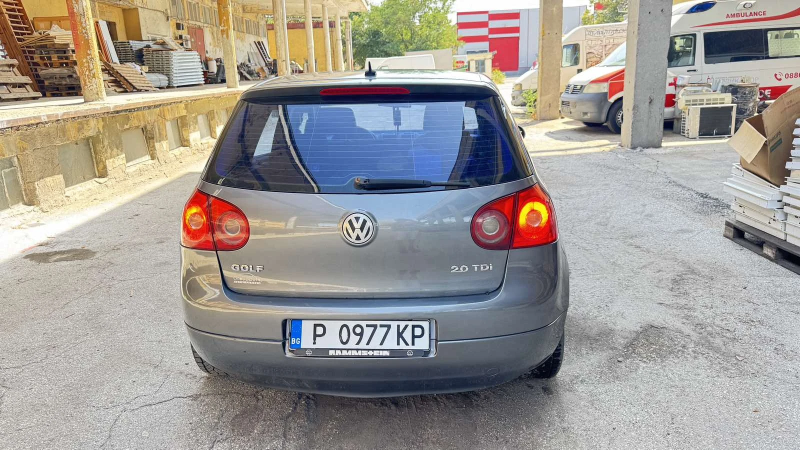 VW Golf 5, снимка 3 - Автомобили и джипове - 55925314
