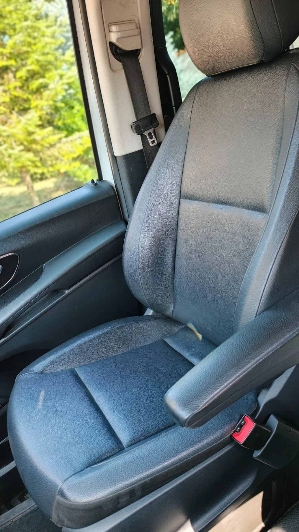 Mercedes-Benz Viano Vito 111 Товаро пътническо, снимка 12 - Автомобили и джипове - 55952884