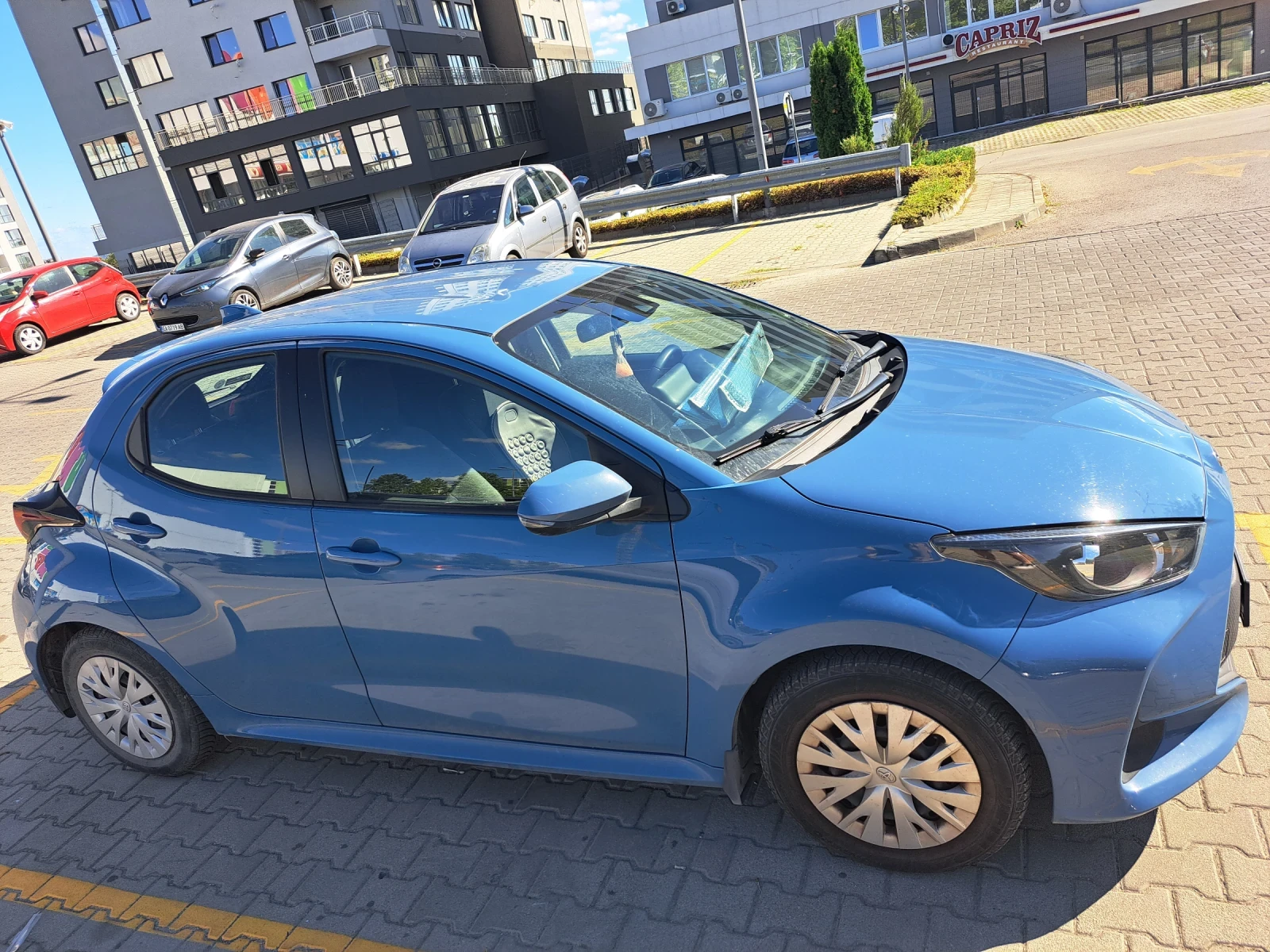 Toyota Yaris, снимка 4 - Автомобили и джипове - 56009606
