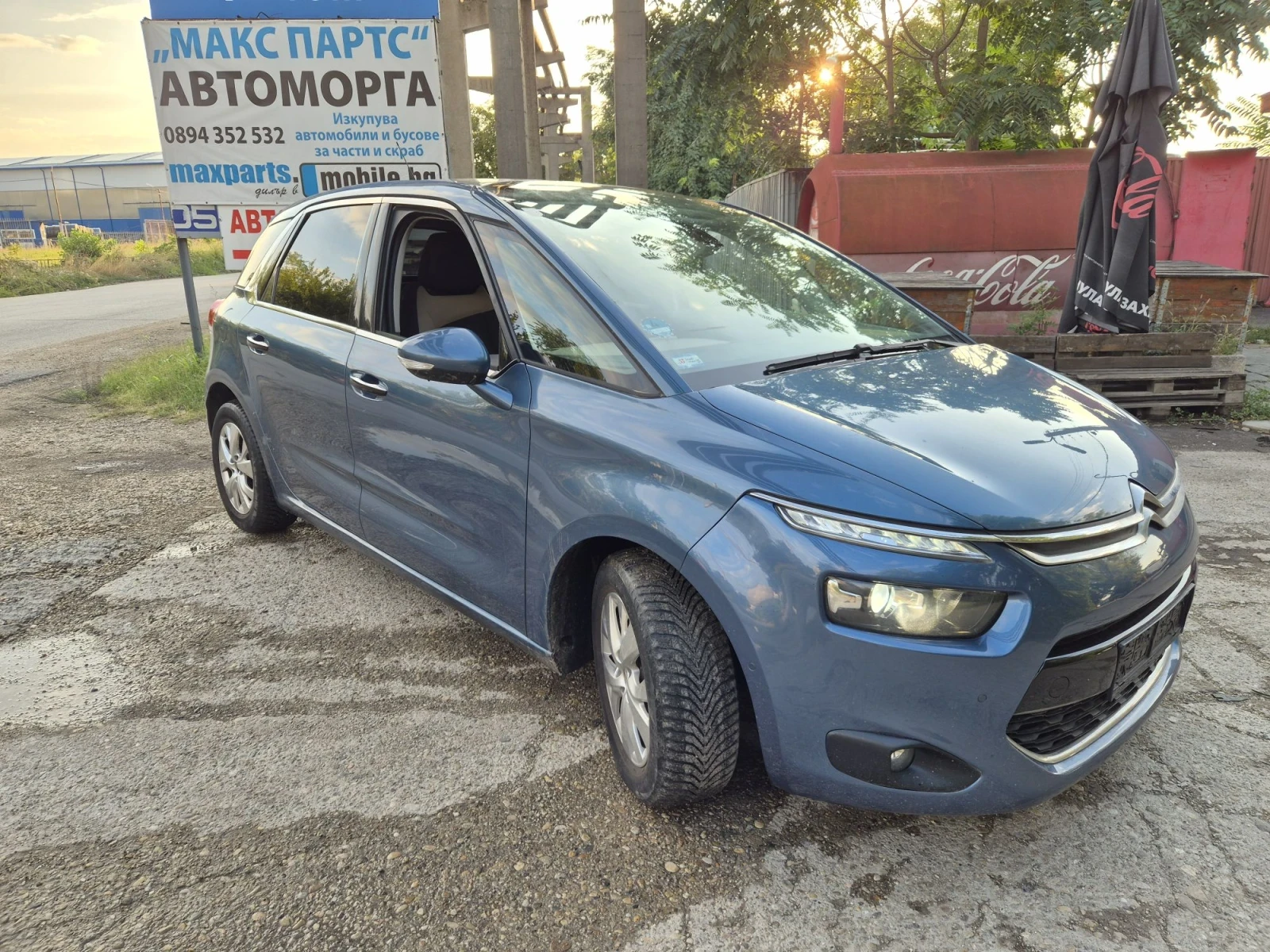 Citroen C4 Picasso, снимка 3 - Автомобили и джипове - 56060088
