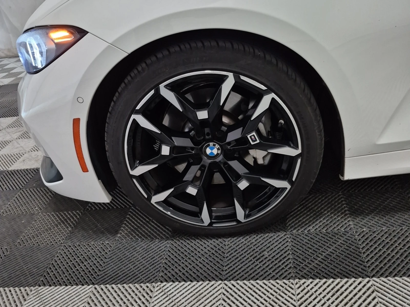 BMW 330 M-PACK| HAR/KAR| 360| PANO| , снимка 6 - Автомобили и джипове - 56071100