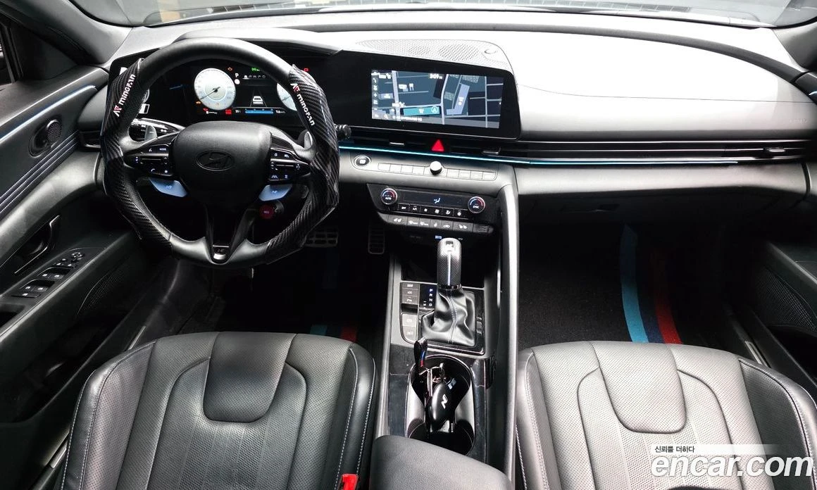 Hyundai Elantra 2.0 N, снимка 10 - Автомобили и джипове - 56155870