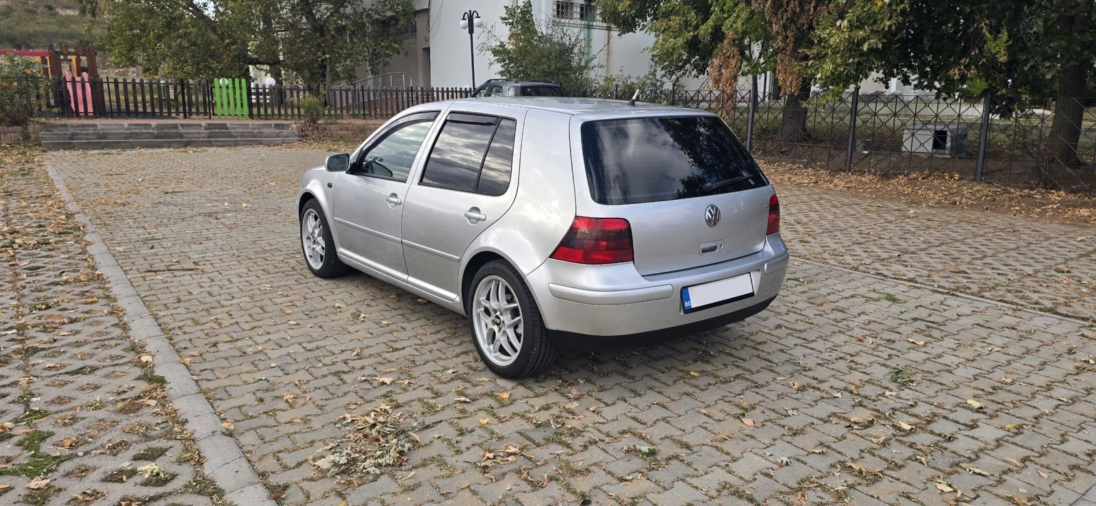 VW Golf GTI, снимка 4 - Автомобили и джипове - 56316879