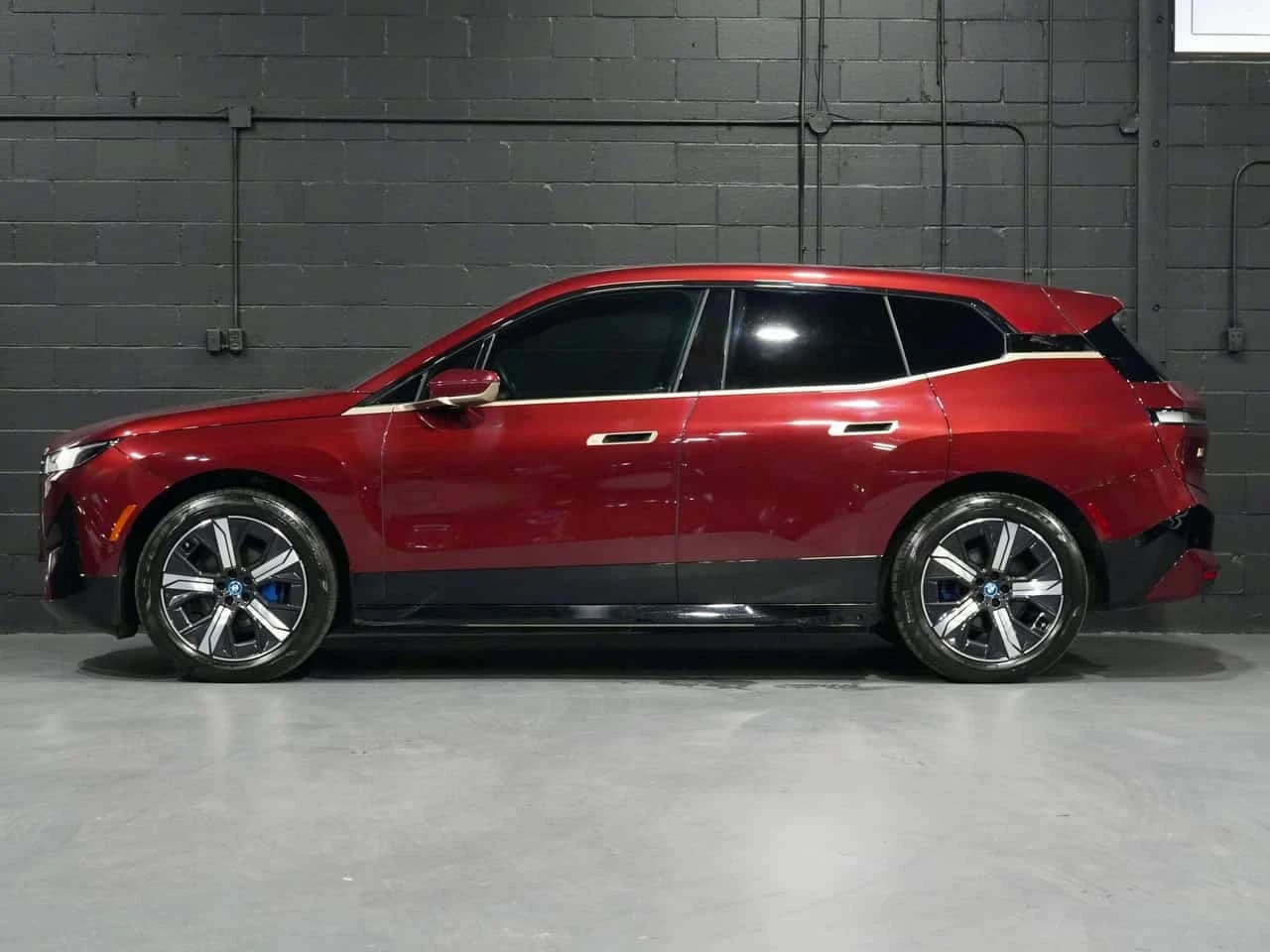 BMW iX xDrive50 NO ACCIDENT| xDrive50| MASSAGE |  | Mobile.bg � ����������� 4
