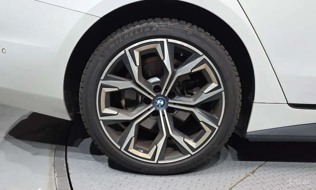 BMW i4 * eDrive40 M Sports * ���� �� �� *  | Mobile.bg � ����������� 5