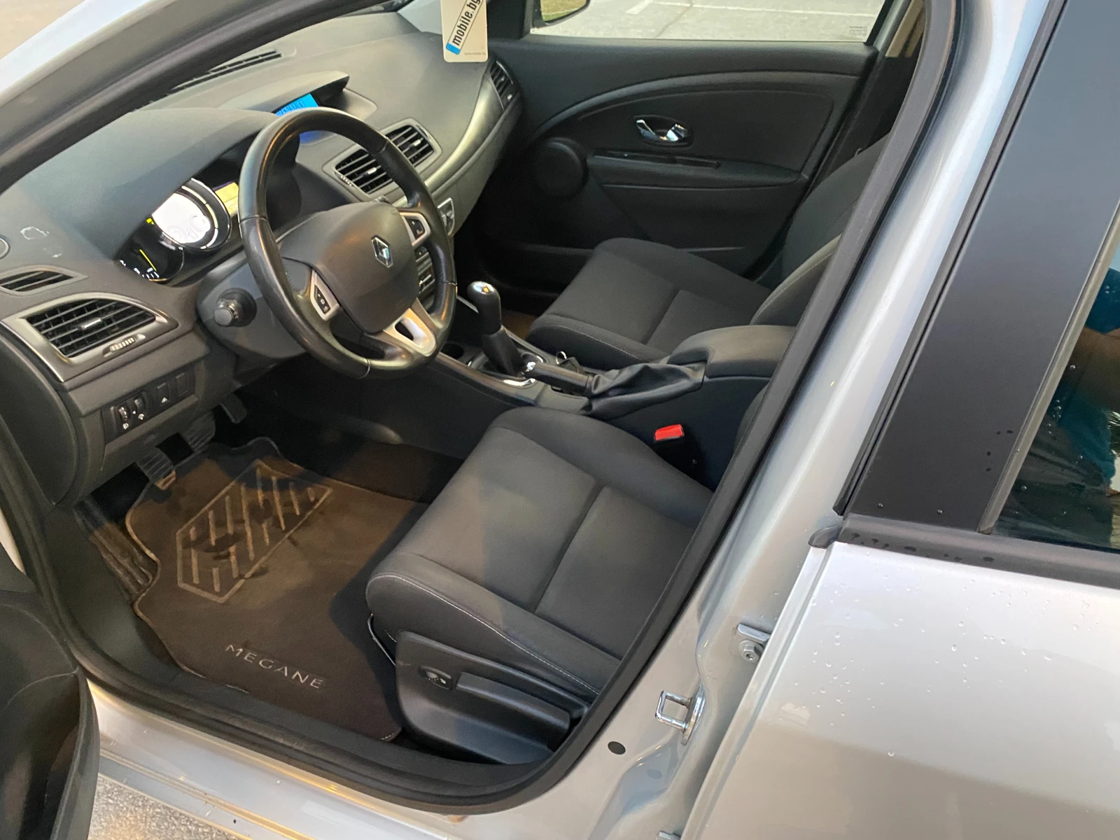 Renault Megane 1.5 dci, снимка 7 - Автомобили и джипове - 56592678