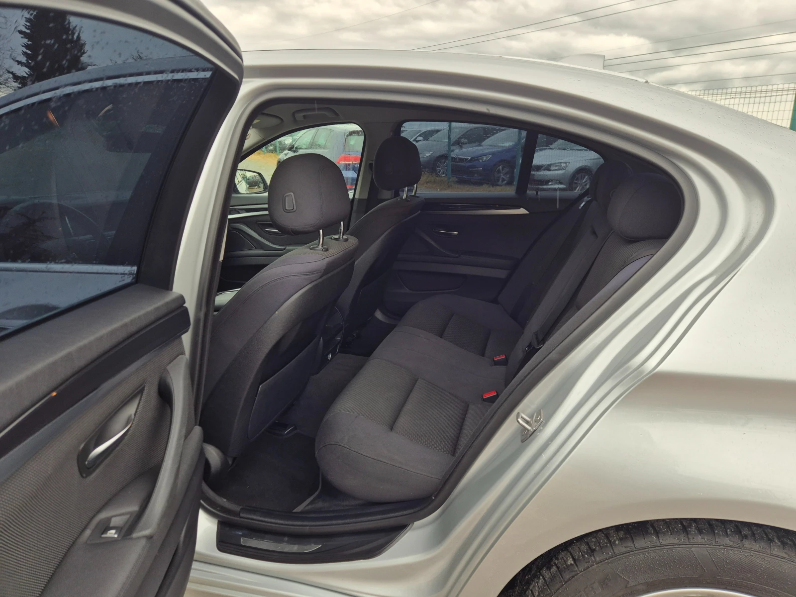 BMW 520 d 190кс, снимка 12 - Автомобили и джипове - 56634174