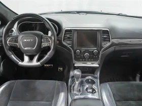 Jeep Grand cherokee SRT* 6.2* V8* ПОДГРЕВ* ОБДУХВАНЕ* ДИСТРОНИК* КАМЕР, снимка 8